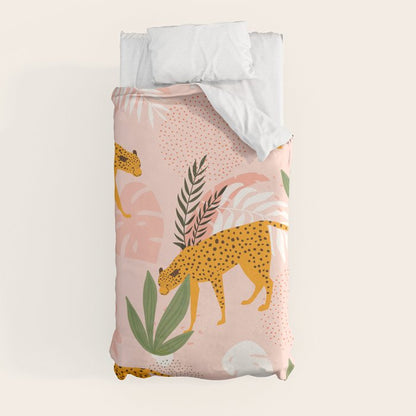 Cheetah chase Duvet Cover Gallery Image 9