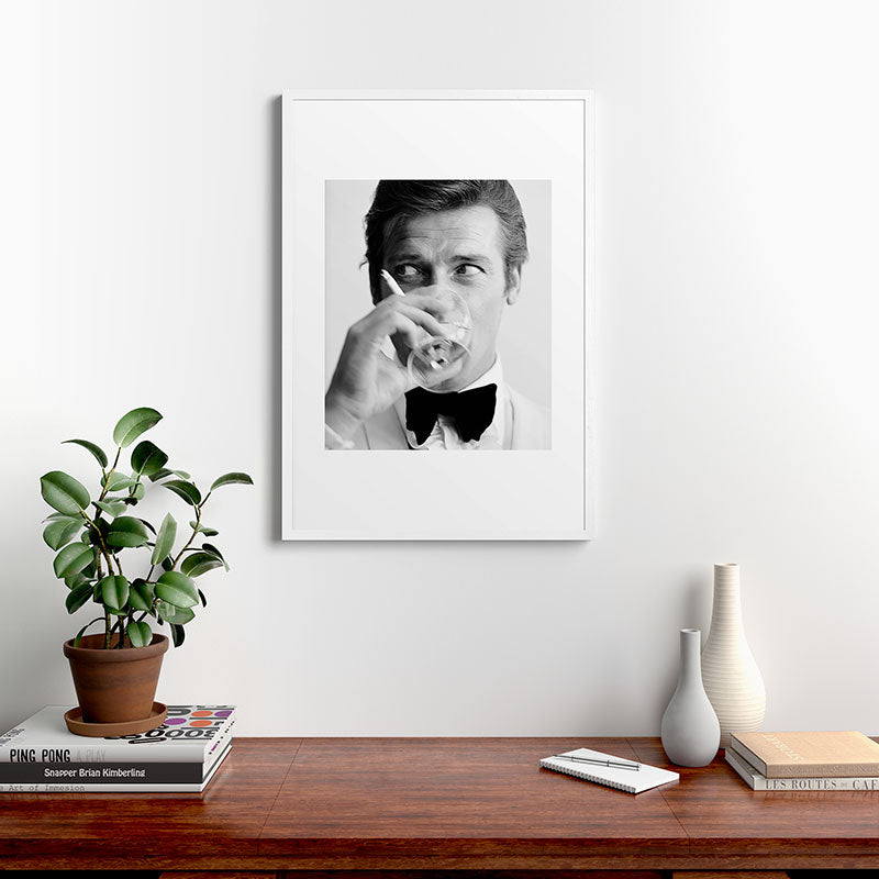 Roger Moore with Martini Retro Vintage Art Framed Art Print Gallery Image 27